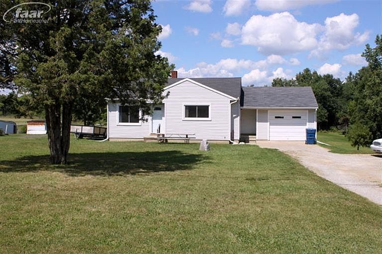 2389 E Reid Rd, Grand Blanc, MI 48439 Zillow