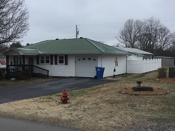 2nd image of 622 Blackburn St