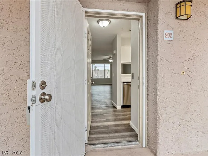 2008 Mesquite Ln — Photo 4