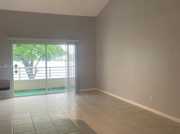 3457 NW 44th St APT 203, Fort Lauderdale, FL 33309