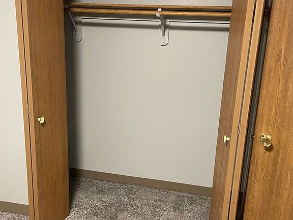 4th image of 1038 Fond Du Lac Ave Room 206