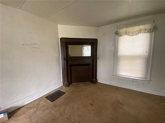 4th image of 634 Covington Ave