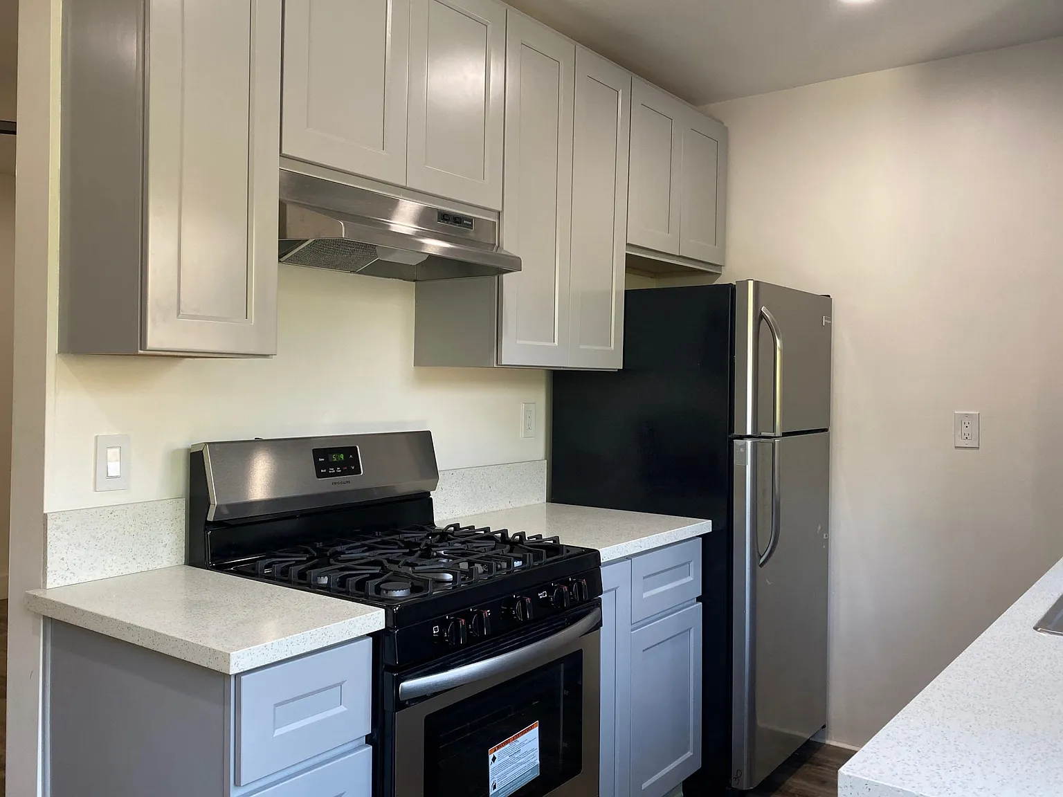 1 bed, 700 sqft, $2,179 — Photo 1