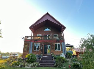 100 Roselane Dr, Beverly, OH 45715