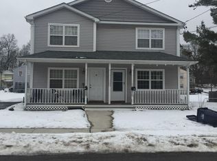 22 Wenliss Ter, Wappingers Falls, NY 12590