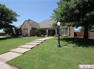8902 N 103rd East Ave, Owasso, OK 74055