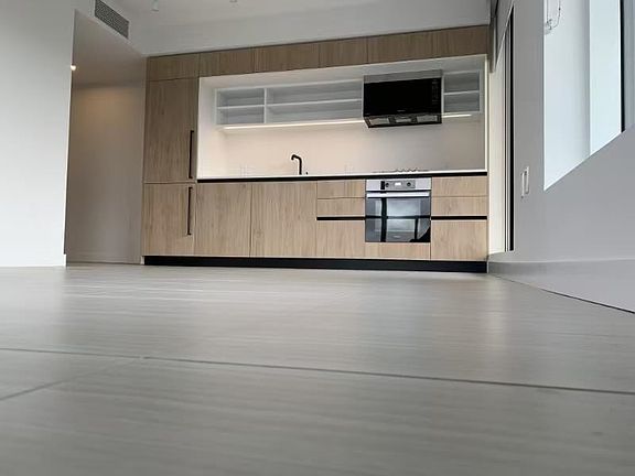 3rd image of 5058 Joyce St