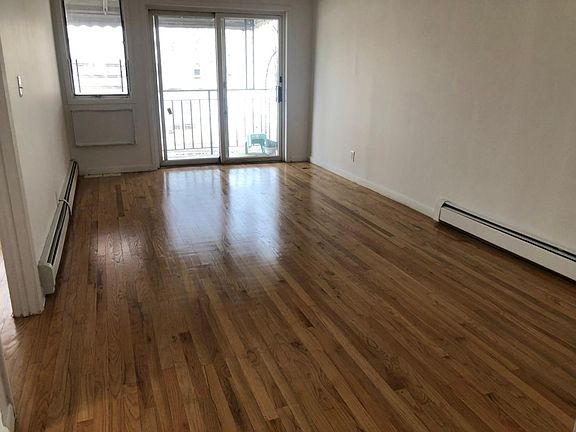 4th image of 111-15 43rd Ave Floor 3
