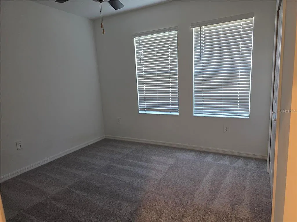 6 bed, 3.0 bath, 3362 sqft, $3,100 — Photo 4