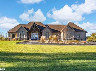 1372 Division Rd E, Severn, ON L3V0X8