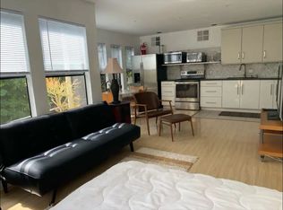 28215 Via Acero St, Malibu, CA 90265