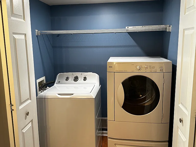 425 Spring Mill Ave — Photo 4