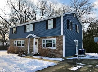 23 6th Ave, Leominster, MA 01453