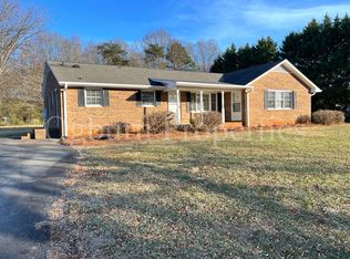 117 Caroline Ct #A, King, NC 27021