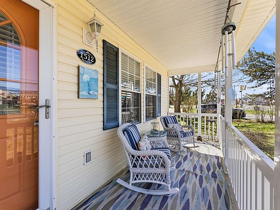 5th image of 1512 Bayshore Rd