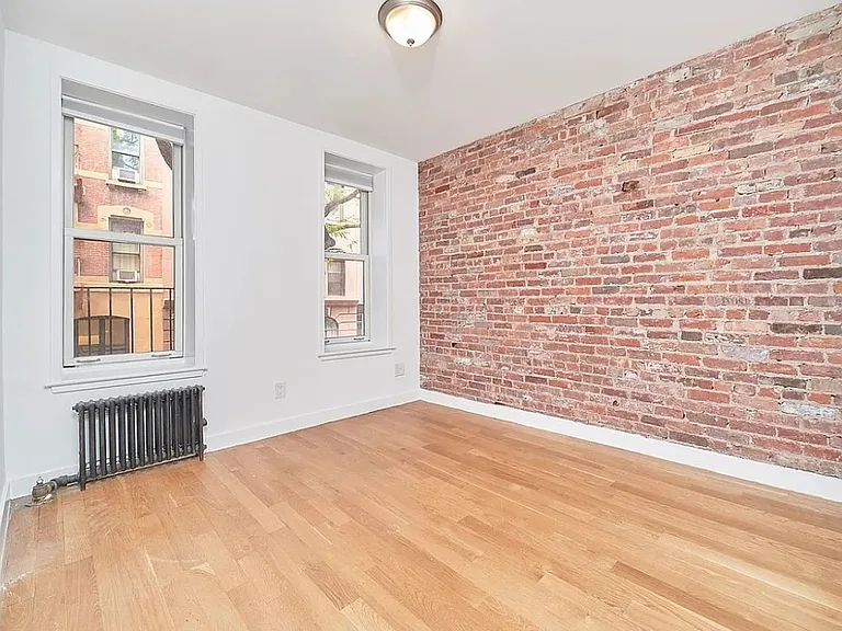 10 Morton St #2F — Photo 6