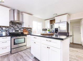 22013 Young Ave, Castro Valley, CA 94546