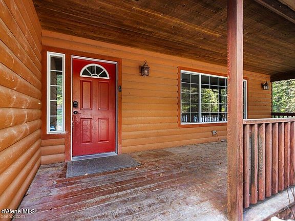 3rd image of 15951 N Pinewood Way