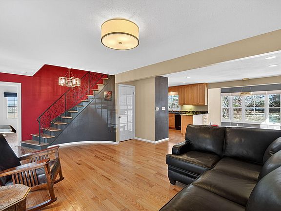 3rd image of 1230 Scholl Rd