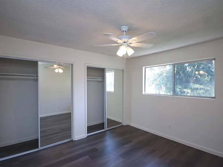 896 Magnolia Ave #5 — Photo 12