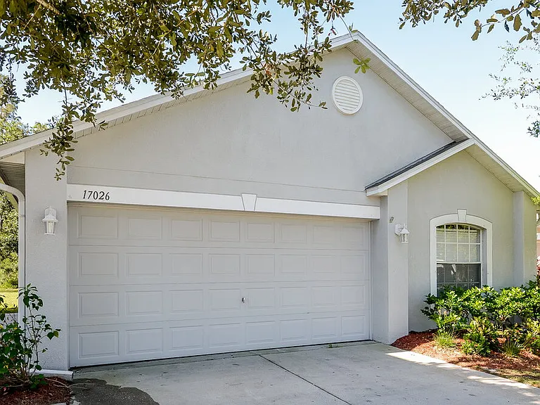 17026 Ongar Ct — Photo 2