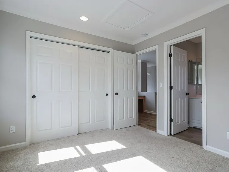 7941 E Harvard Cir — Photo 14
