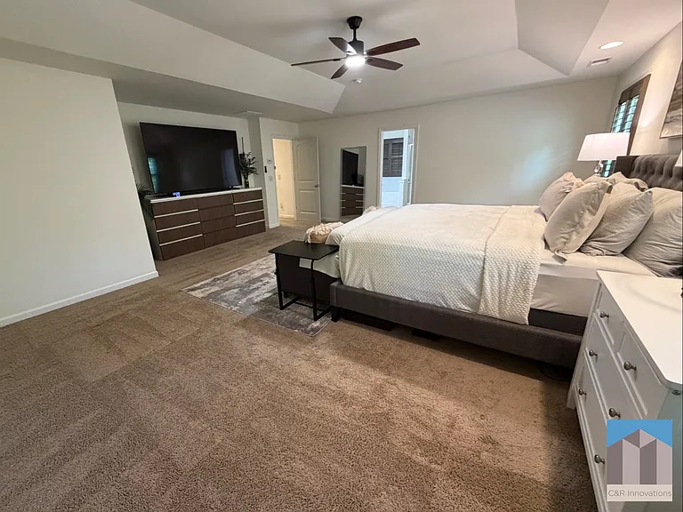 838 Pine Ln — Photo 25