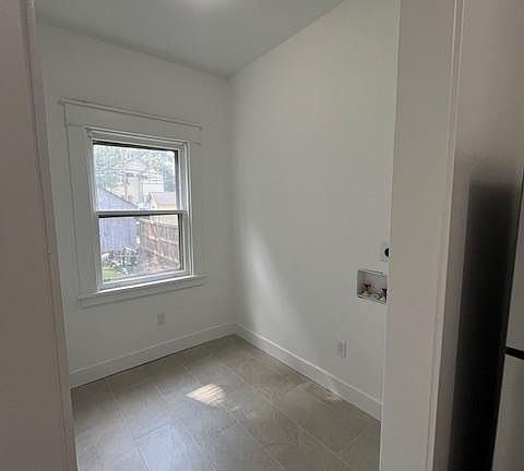 Laundry room off kitchen