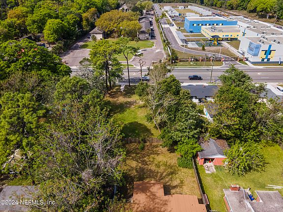 5th image of 2315 UNIVERSITY Boulevard N