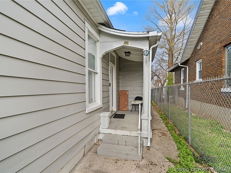 Listing photo 5