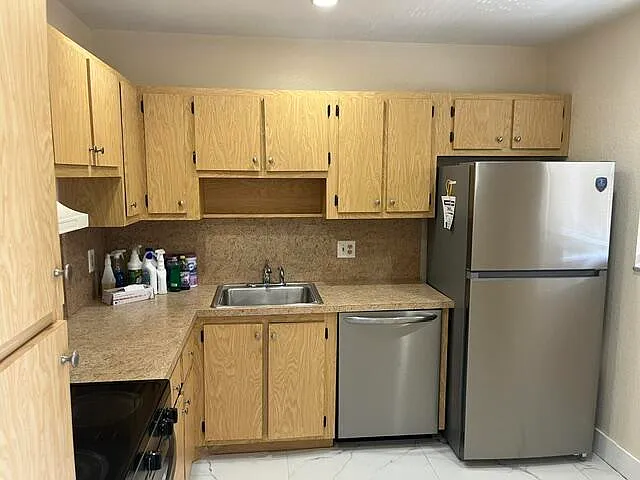 2960 Riverside Dr #318-2 — Photo 1