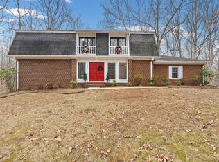 205 Ivy Dr, Lynchburg, VA 24503