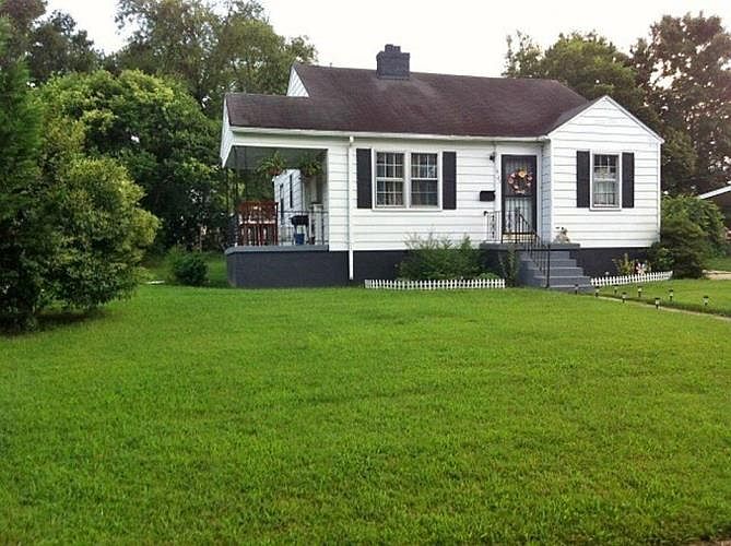 1st image of 1423 Ashe St