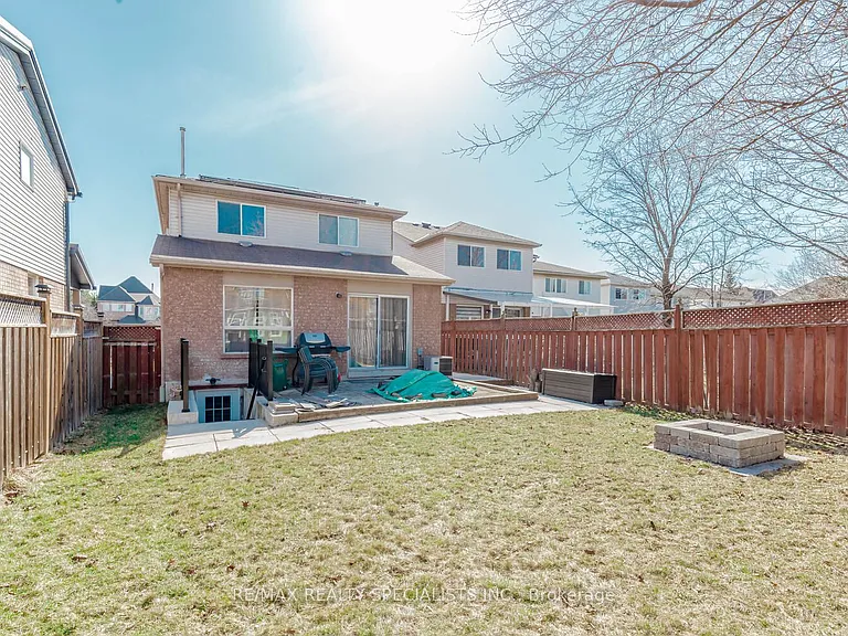 2535 Raglan Ct #LOWER — Photo 37