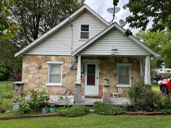 1233 Aldridge Street, West Plains, MO 65775