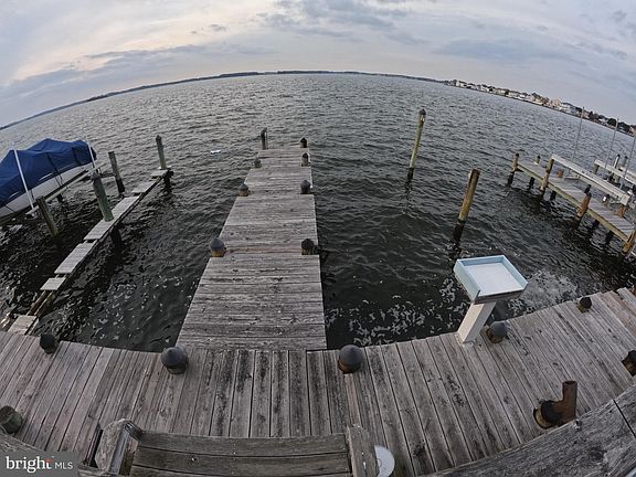 5th image of 609 Harbour Dr