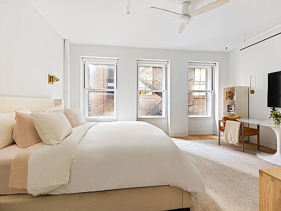 5th image of 40 E 19th St APT 7