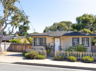 875 Sinex Ave, Pacific Grove, CA 93950