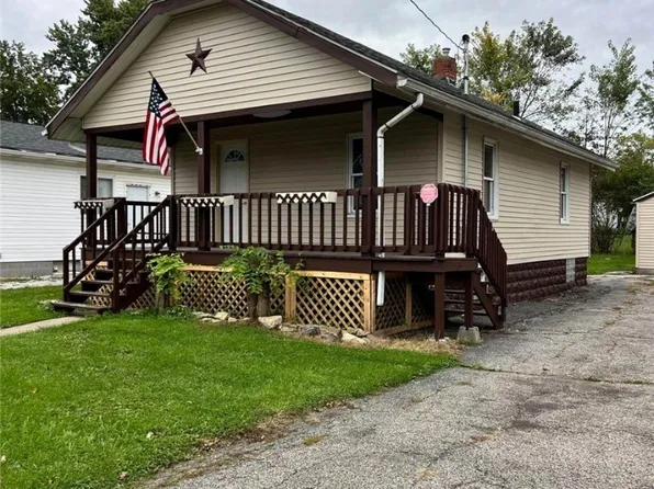 864 Wyley Ave, Akron, OH 44306