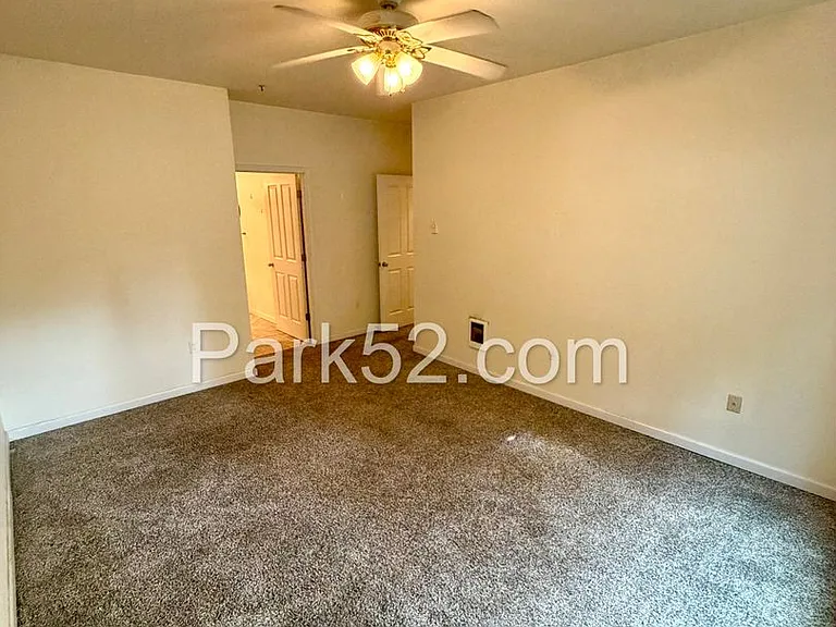 2178 Palisade Blvd — Photo 16