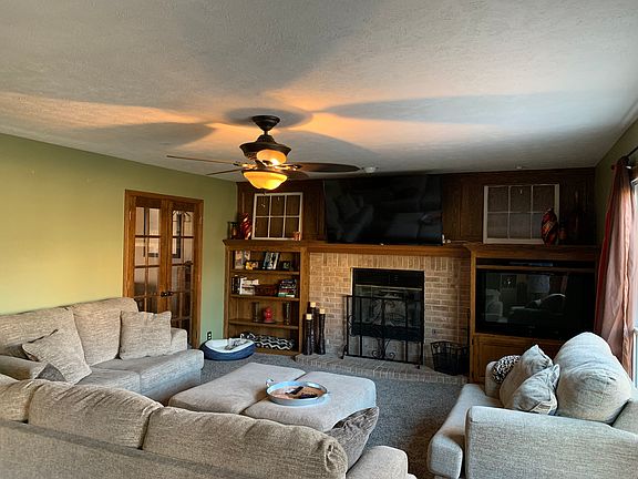 4th image of 13722 Sahler St