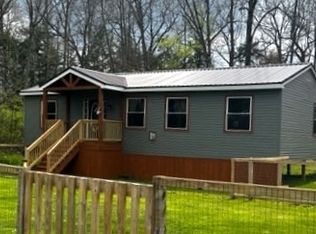 2629 River Dr, Jamestown, PA 16134