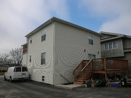 3rd image of 16203 S Oak Ave