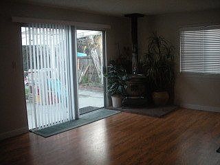 3rd image of 560 Continental Dr