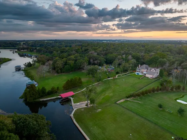 2001 Rose Point, Athens, TX 75752