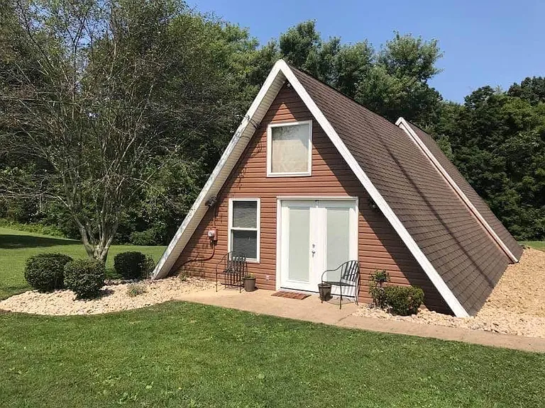 2872 Morgantown Rd — Photo 1