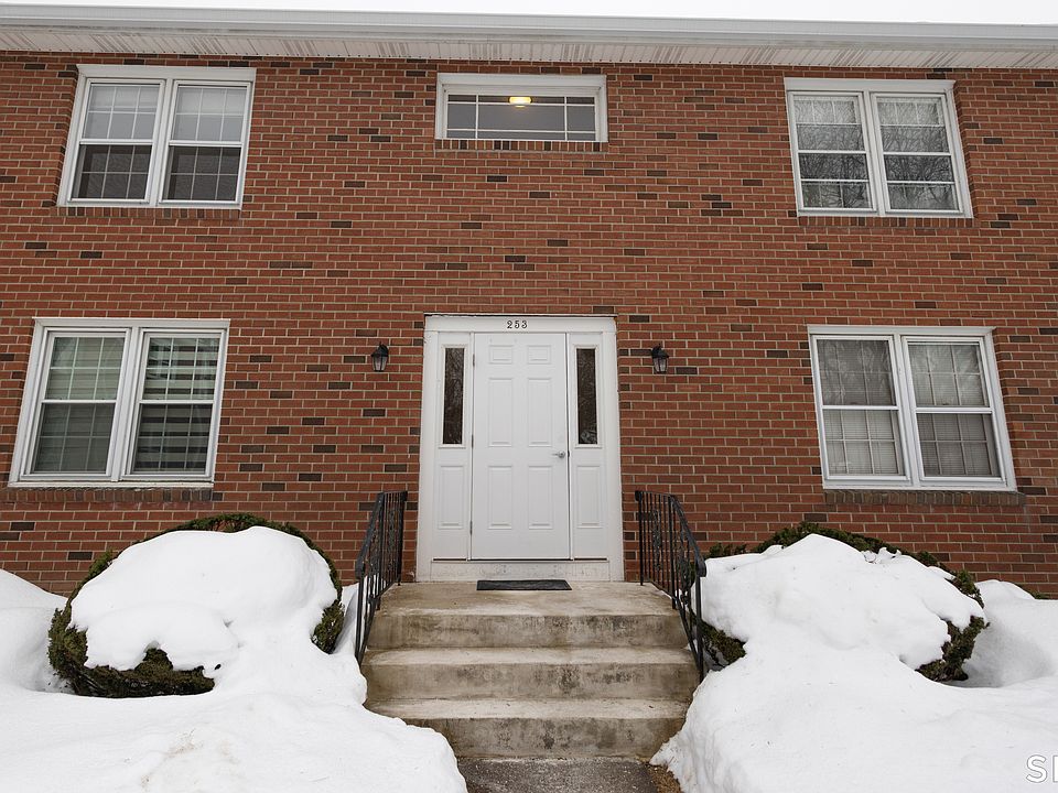 1st image of 253 Cooke Street APT D