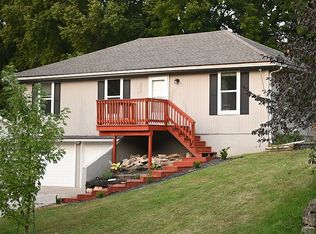 6137 N Baltimore Ave, Kansas City, MO 64118