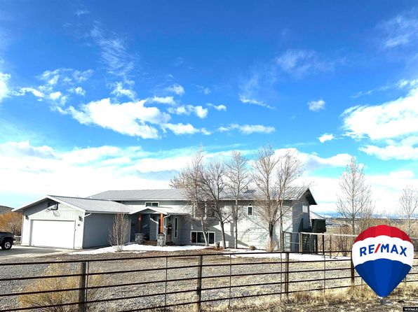 61 Eagle Rd, Riverton, WY 82501