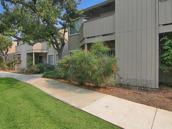 2nd image of 3441 Wine Cork Way